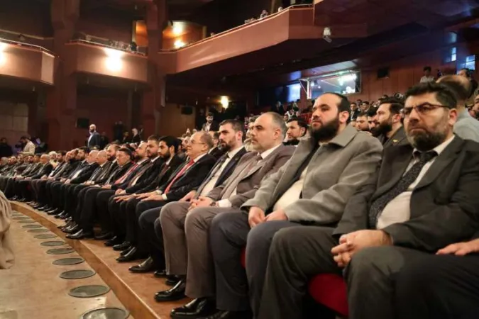 بمشاركة وزير التعليم العالي والبحث العلمي وحضور عدد من الوزراء والشخصيات الحكومية والرسمية، إطلاق إذاعة دمشق بحلتها الجديدة..