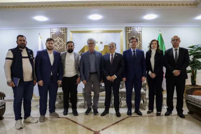 دعم برامج الصحة النفسية والتعليم الطبي.. محور لقاء وزير التعليم العالي  مع وفد منظمة ميد غلوبال الإنسانية