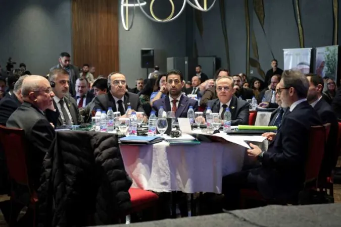 وزير التعليم العالي والبحث العلمي يشارك في إطلاق استراتيجية الزراعة السورية 2026–2030