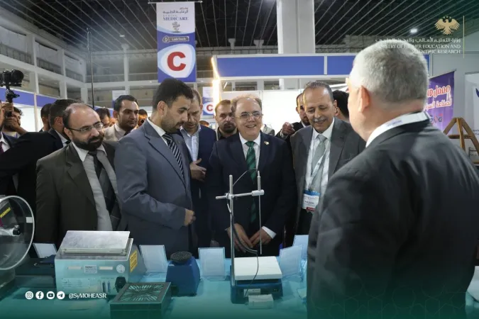 بمشاركة وزير التعليم العالي والبحث العلمي ووزير الصحة ، انطلاق فعاليات معرض الرعاية الطبية 2026 بدمشق.