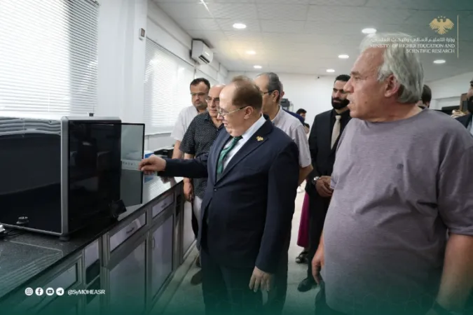 زار وزير التعليم العالي مع محافظ طرطوس والوفد المرافق، مركز التصنيع والاستشارات العلمية في محافظة طرطوس.