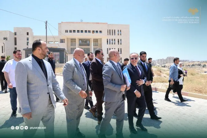 وزير التعليم العالي يتفقد موقع رئاسة جامعة إدلب وموقع الجامعة الجديد، خلال زيارته لمحافظة إدلب.