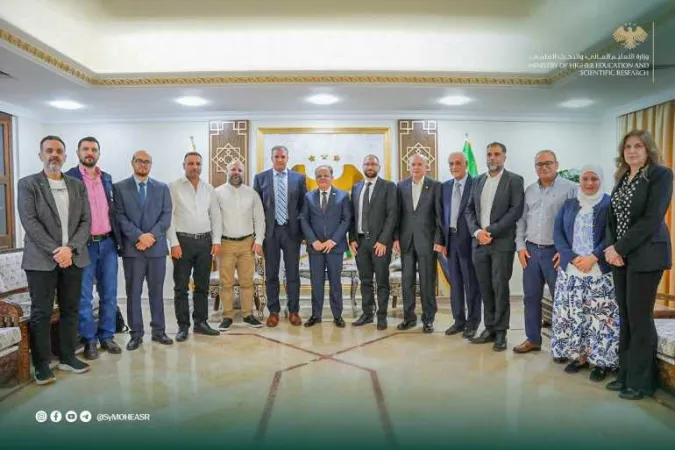 وزير التعليم العالي يسقبل  وفدًا من حملة شفاء 4، ويؤكد على أهمية الدور الذي تؤديه الوفود الطبية التطوعية.