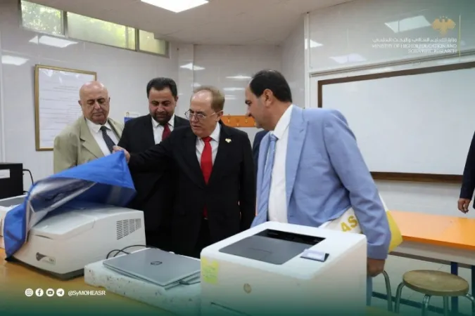 جولة موسعة لوزير التعليم العالي في جامعة الشام الخاصة، للاطلاع على واقع المخابر العلمية والقاعات التدريسية.