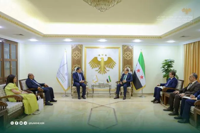 تعزيز تبادل المنح والمقاعد الدراسية بين سورية واليمن أهم محاور لقاء وزير التعليم العالي مع القائم بأعمال السفارة اليمنية في دمشق .