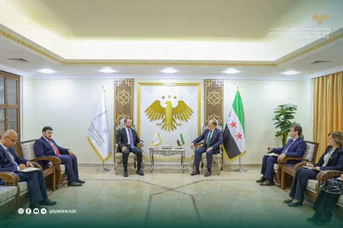 وزير التعليم العالي  يبحث مع القائم بأعمال السفارة السورية في الرياض مجالات التعاون الأكاديمي والعلمي مع المملكة العربية السعودية.