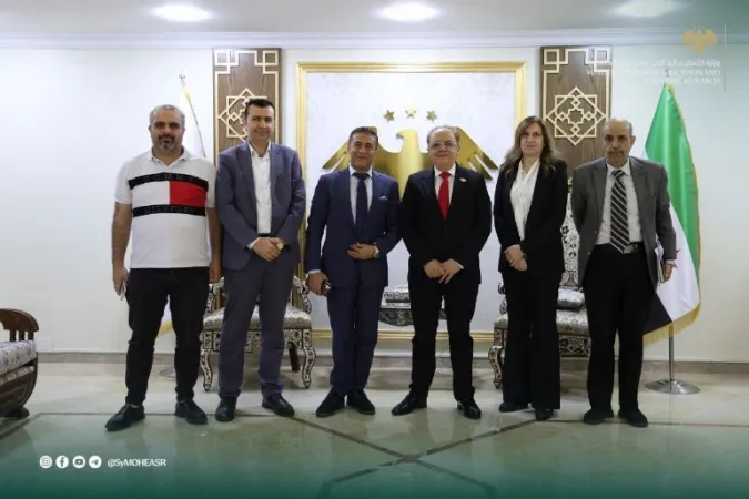 وزير التعليم العالي  يستقبل منسّق برامج زراعة الأعضاء في كلية الطب البشري بجامعة أنطاكية.
