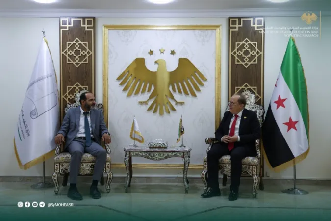 وزير التعليم العالي يبحث مع وفد نقابة المهندسين تطوير التعاون في الهندسة الطبية والبرامج الأكاديمية.