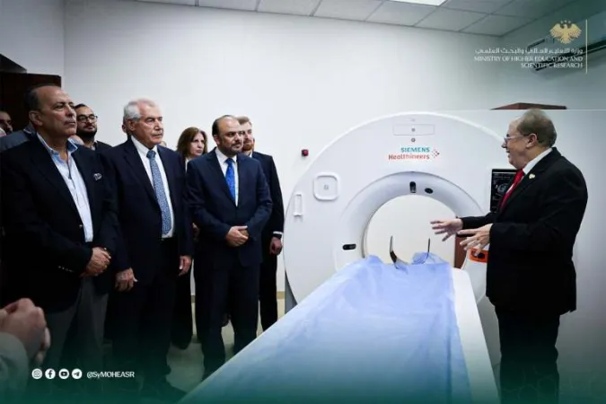 وزير التعليم العالي يدشّن جهاز الطبقي المحوري وتجهيزات طبية حديثة في مستشفى المواساة الجامعي.