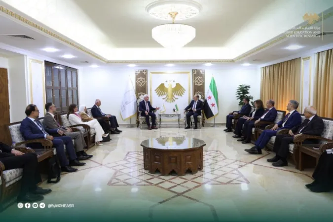بحث مجالات التعاون واستقطاب خبرات وكفاءات الجالية السورية في المملكة المتحدة.
