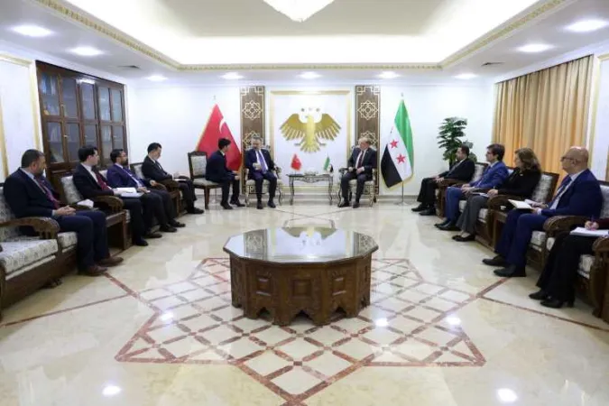 لقاء وزير التعليم العالي مع السفير التركي.