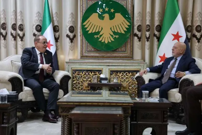 وزير التعليم العالي يبحث مع وزير الاقتصاد  مجالات التعاون بين الوزارتين.