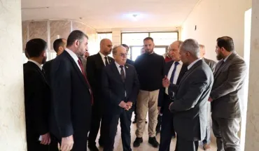 جولة ميدانية على كليات ومخابر فرع جامعة الفرات في الرقة، للاطلاع على واقع العمل والبنية التعليمية.