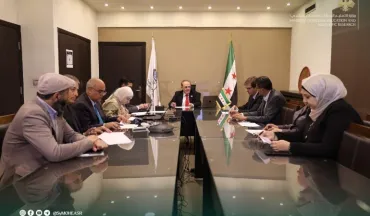اجتماع مجلس أمناء الجامعة الافتراضية برئاسة وزير التعليم العالي يؤكد تحديث المناهج وتعزيز الشراكات الدولية.