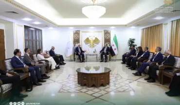 بحث مجالات التعاون واستقطاب خبرات وكفاءات الجالية السورية في المملكة المتحدة.