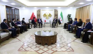 لقاء وزير التعليم العالي مع السفير التركي.